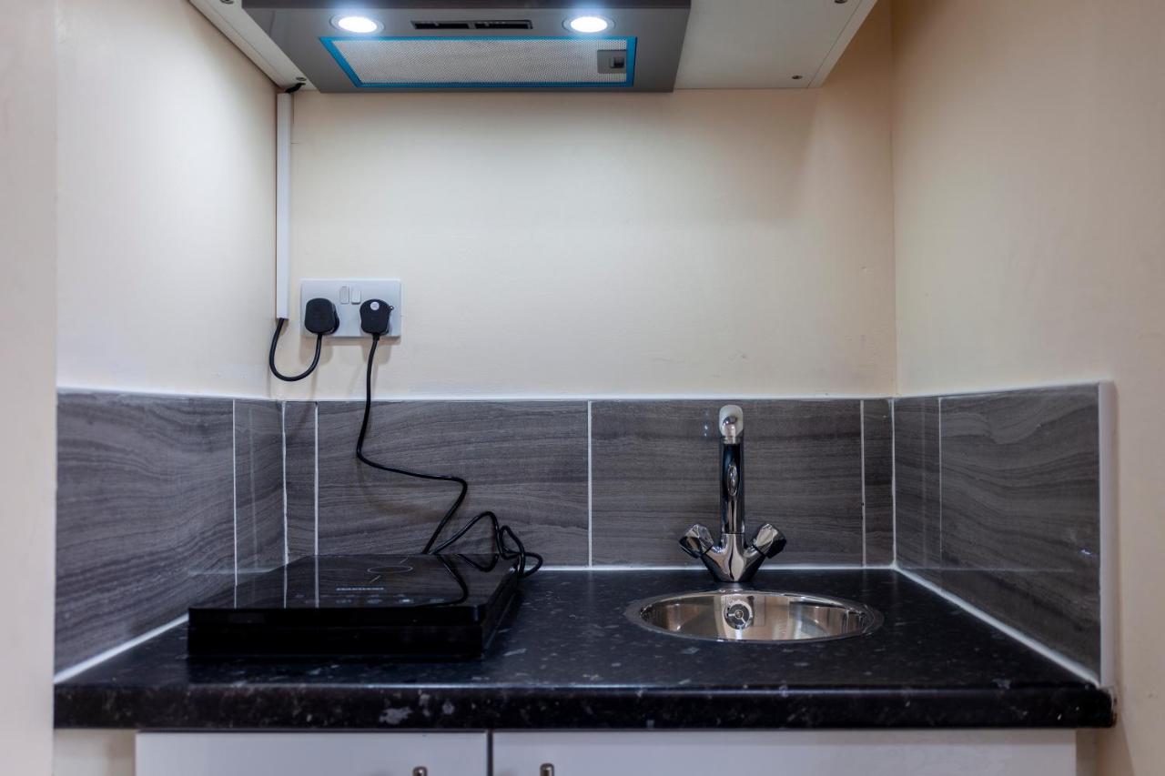 Highlands Gardens Suites Ilford Eksteriør bilde